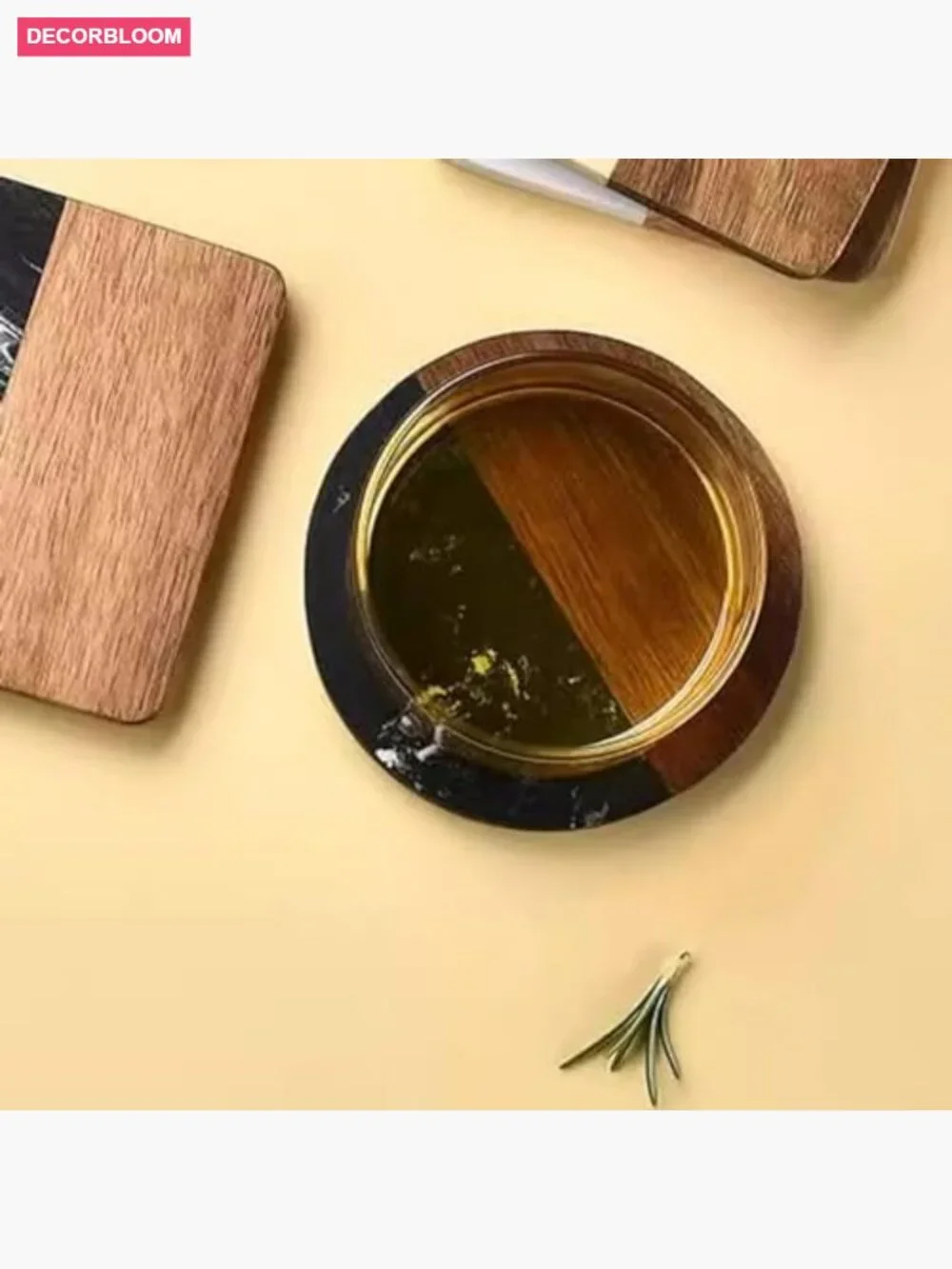 Set of 4 Round Coasters for Drinks, Modern Bar Accessories
